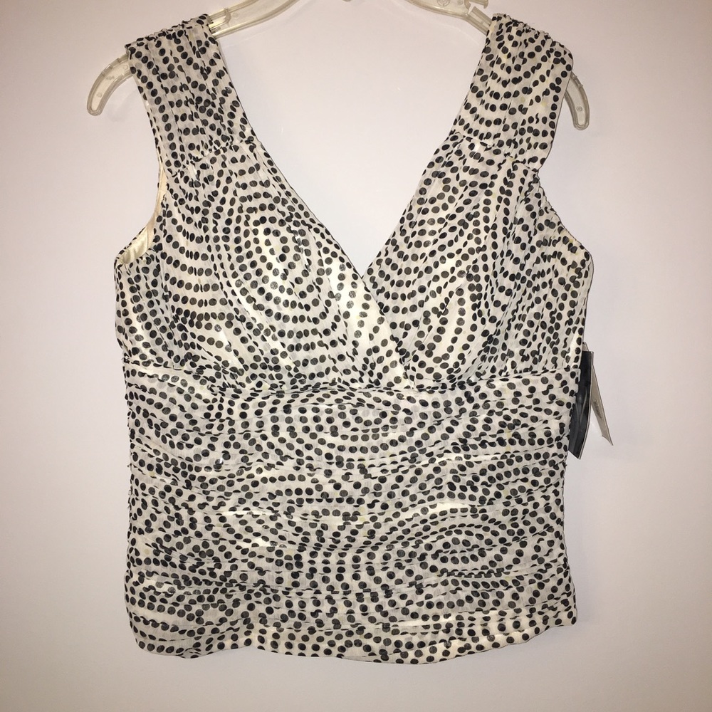 V neck sleeveless dress top